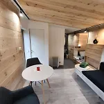 Lodge Poule House By Out & *