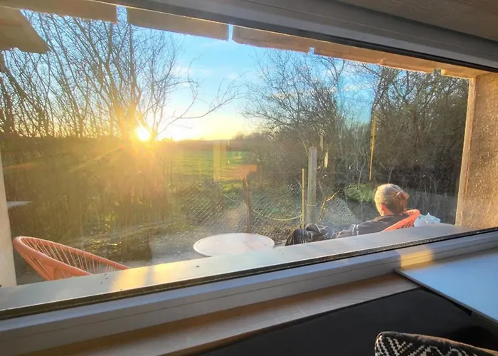 אכסניה Poule House By Out &