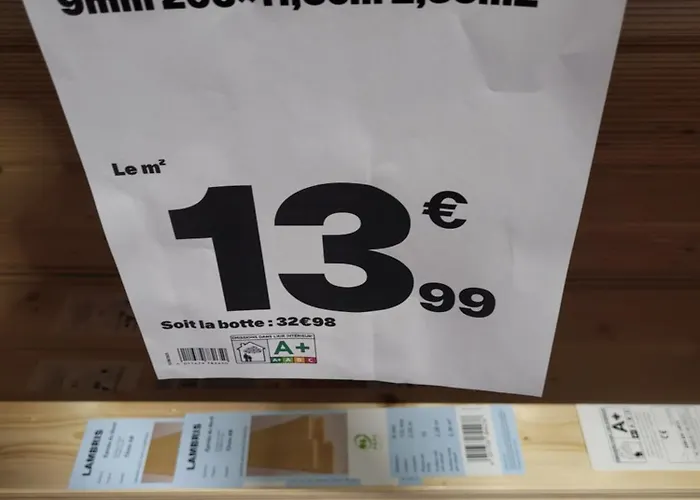 Poule House By Out &